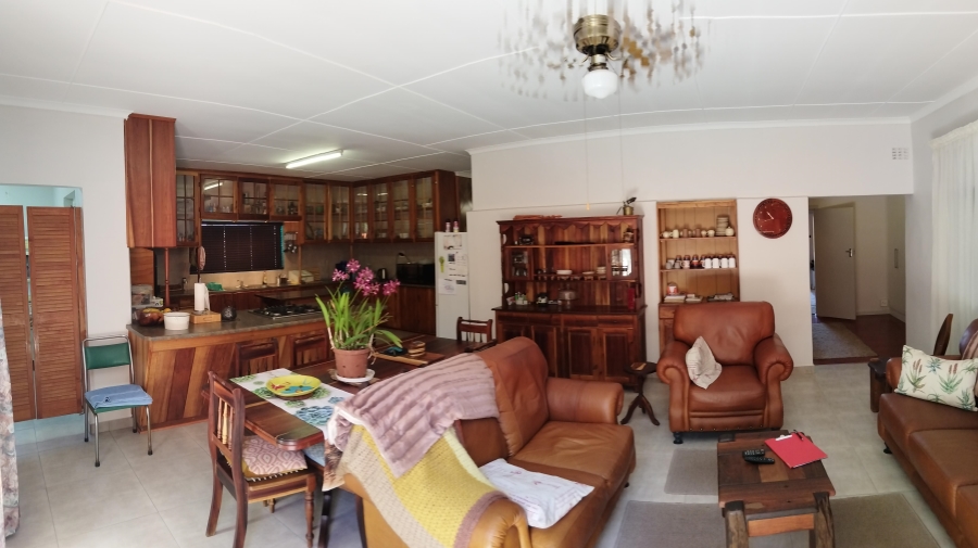 4 Bedroom Property for Sale in Van Riebeeck Hoogte Eastern Cape
